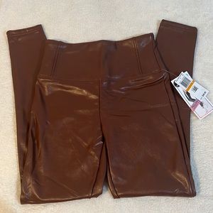 Tinseltown High Rise Legging, color: Hot Chocolate, Size S (in Junior Women)